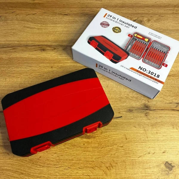 Набір ізольованих діелектричних викруток зі змінними жалами 29в1 Червоний