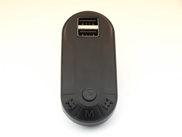 Автомобільний модулятор в прикурювач CM i9 BT
