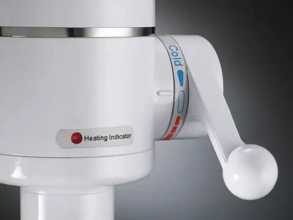 Проточний електронагрівач води Instant Heating Faucet