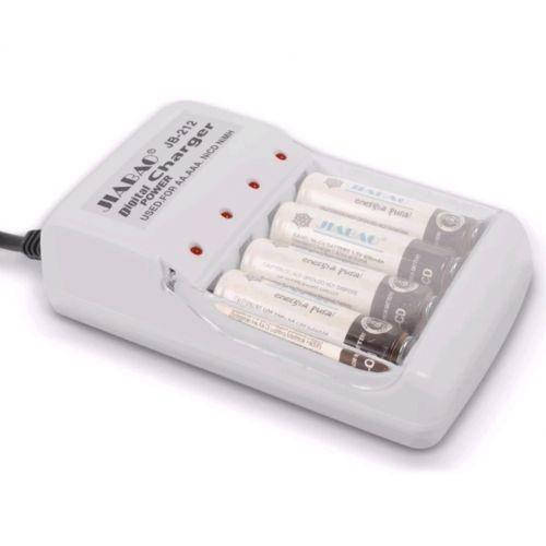 Зарядний пристрій з ААА акумуляторами Jiabao Digital Charger JB-212